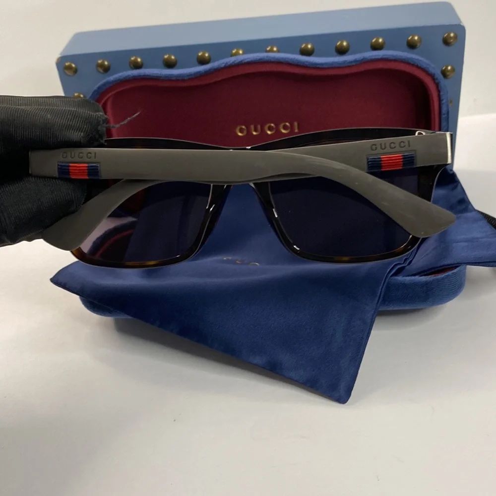 💯 - Authentic- New - Gucci Black GG0008S Square Sunglasses